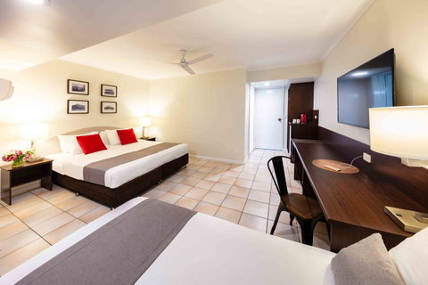 Hides Hotel - Mackay Tourism 7