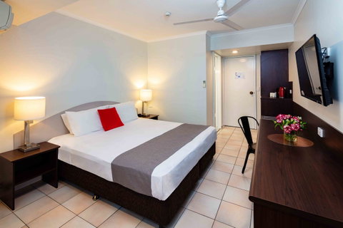 Hides Hotel - Mackay Tourism 3