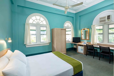 Hides Hotel - Mackay Tourism 20