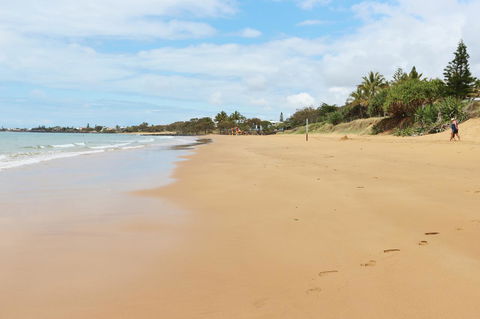 Dune On The Beach - Mackay Tourism 19