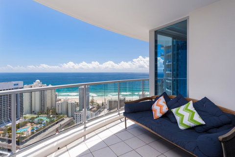 Holiday Holiday Chevron Renaissance Apartments - Mackay Tourism 7