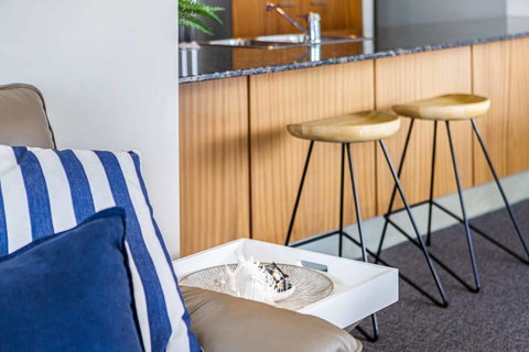 Holiday Holiday Chevron Renaissance Apartments - Mackay Tourism 6