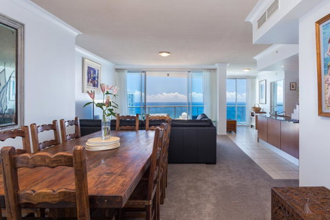 Holiday Holiday Chevron Renaissance Apartments - Mackay Tourism 26