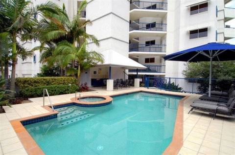 Raffles Mooloolaba - Mackay Tourism 1