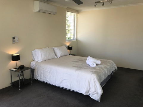 Rainbow Bay Resort Holiday Apartments - Mackay Tourism 18