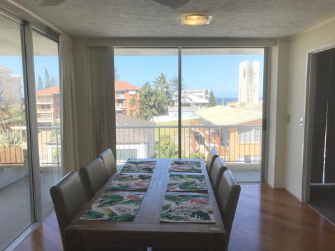 Rainbow Bay Resort Holiday Apartments - Mackay Tourism 9