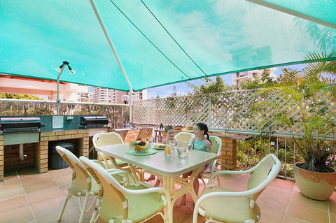 Rainbow Bay Resort Holiday Apartments - Mackay Tourism 8
