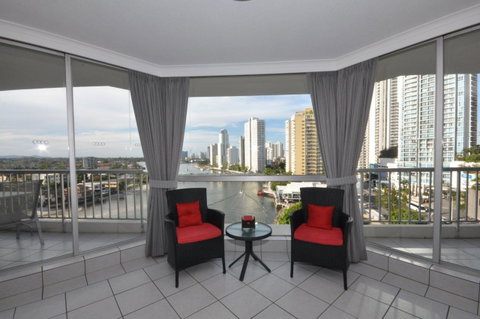 Moorings On Cavill Surfers Paradise - Mackay Tourism 9