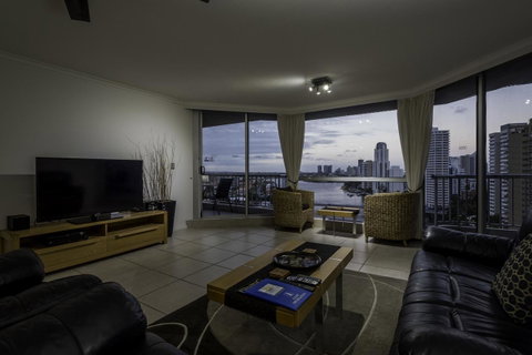 Moorings On Cavill Surfers Paradise - Mackay Tourism 4
