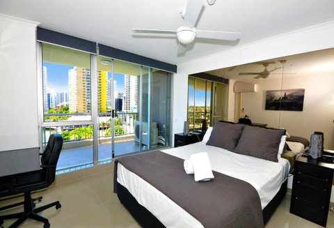 Moorings On Cavill Surfers Paradise - Mackay Tourism 31