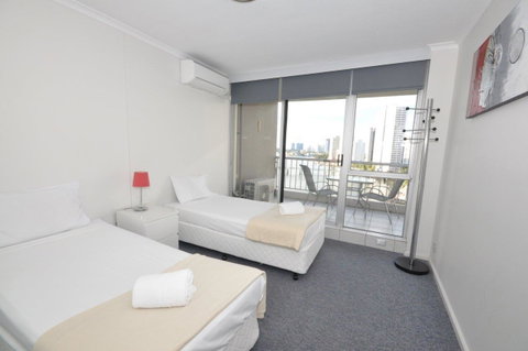 Moorings On Cavill Surfers Paradise - Mackay Tourism 18