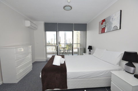 Moorings On Cavill Surfers Paradise - Mackay Tourism 17