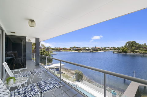 Havana Blue - Large 4 Bedroom Family Home - Mackay Tourism 4