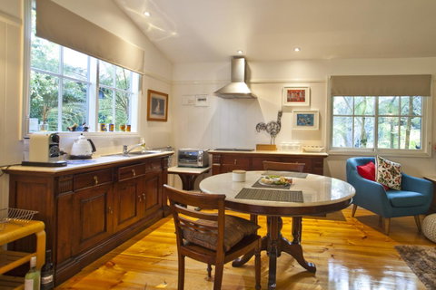 Curtis Falls Cottage - Mackay Tourism 19