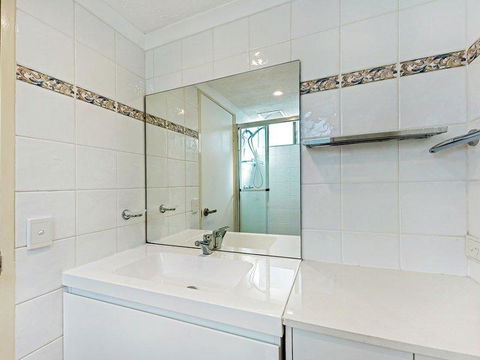 Enderley Gardens Resort - Mackay Tourism 4