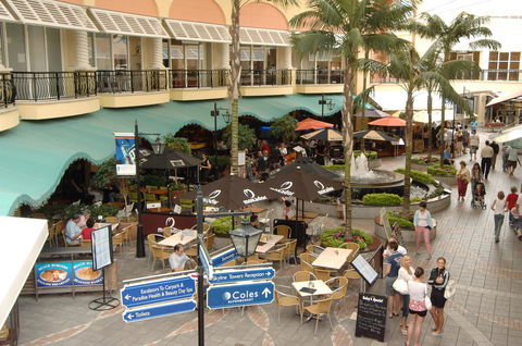 Chevron Renaissance - HR Surfers Paradise - Mackay Tourism 28
