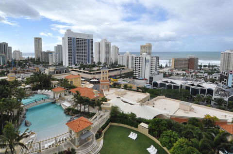 Chevron Renaissance - HR Surfers Paradise - Mackay Tourism 29