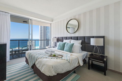 Chevron Renaissance - HR Surfers Paradise - Mackay Tourism 2