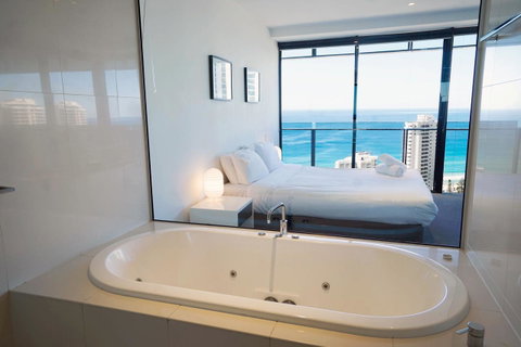Circle On Cavill Surfers Paradise Apartments-Holiday Paradise - Mackay Tourism 12