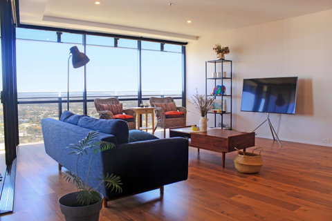 Circle On Cavill Surfers Paradise Apartments-Holiday Paradise - Mackay Tourism 6