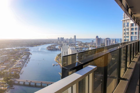 Circle On Cavill Surfers Paradise Apartments-Holiday Paradise - Mackay Tourism 15