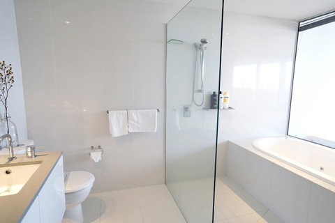 Circle On Cavill Surfers Paradise Apartments-Holiday Paradise - Mackay Tourism 14