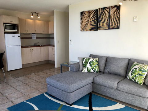 Hi Ho Beach Apartments On Broadbeach - Mackay Tourism 1