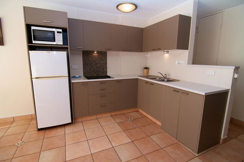 Hi Ho Beach Apartments On Broadbeach - Mackay Tourism 27