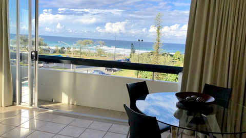 Hi Ho Beach Apartments On Broadbeach - Mackay Tourism 26