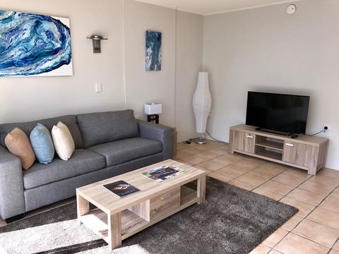 Hi Ho Beach Apartments On Broadbeach - Mackay Tourism 17