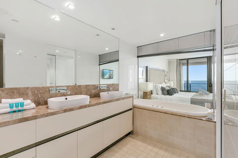 Soul 2 & 3 Bedroom Ocean View - We Accommodate - Mackay Tourism 2