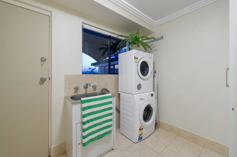 Casa Mexicali - Mackay Tourism 33