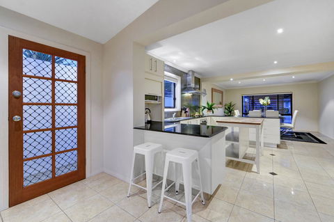 Casa Mexicali - Mackay Tourism 18