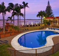Waters Edge Port Macquarie - Mackay Tourism