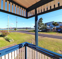 Waterside Retreat - Mackay Tourism
