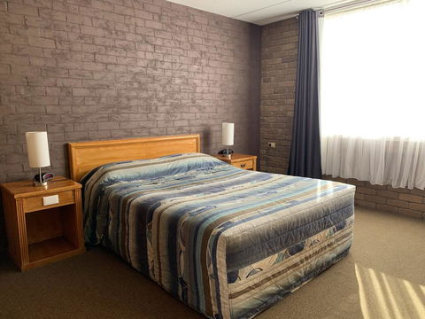 Wedderburn Goldseeker Motel - Mackay Tourism 2