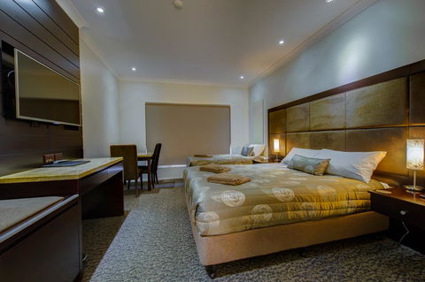 Western Downs Motor Inn - Mackay Tourism 1