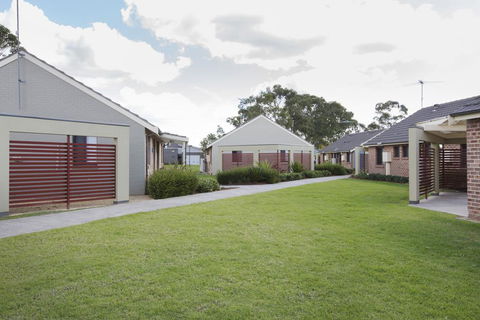 Western Sydney University Village - Hawkesbury - Mackay Tourism 1