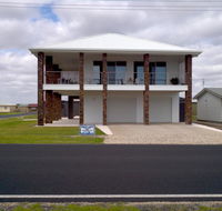 White Caps BB Apartment - Mackay Tourism