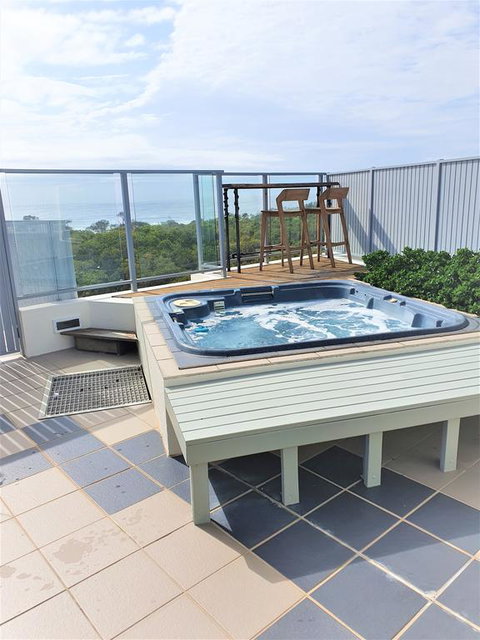 White Shells Luxury Apartments - Mackay Tourism 3