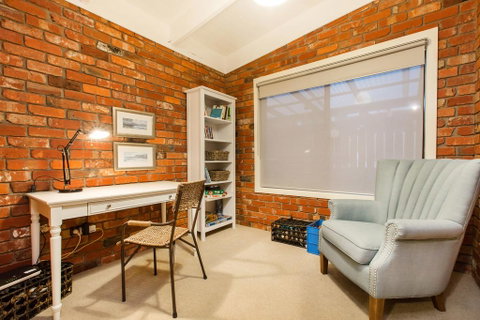 Whitewood Cottage - Secluded Spa - Mackay Tourism 2