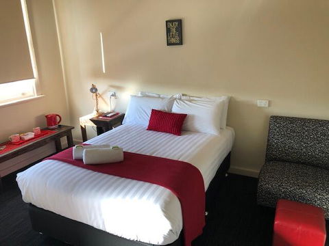 William Farrer Hotel - Mackay Tourism 0