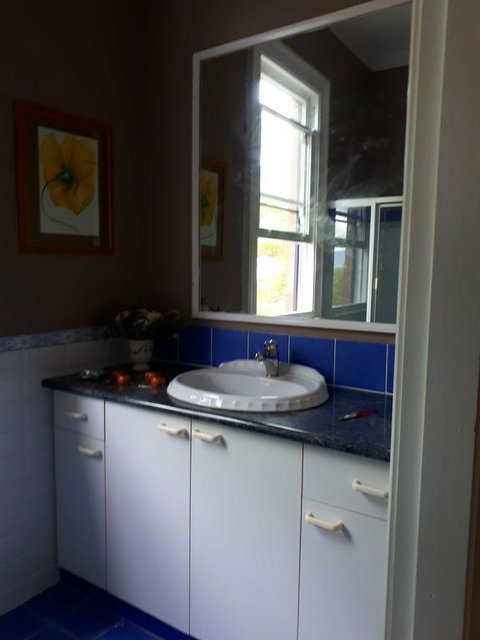 Willowgate Hall Luxury Hosted B&B - Mackay Tourism 3