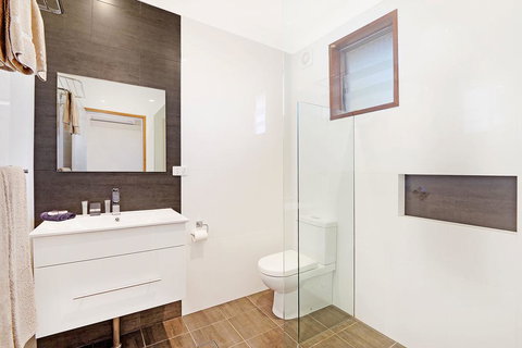 Wingham Motel - Mackay Tourism 1