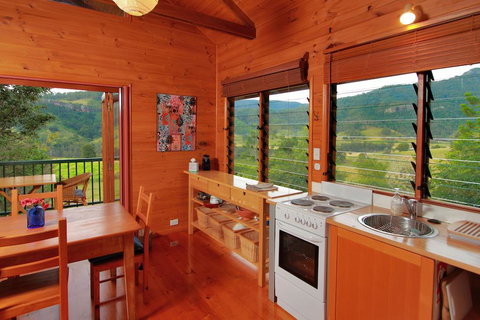 Worendo Cottages - Mackay Tourism 2