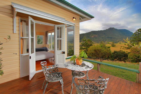 Worendo Cottages - Mackay Tourism 1