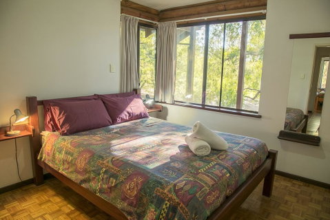 Wyadup Brook Cottages - Mackay Tourism 0