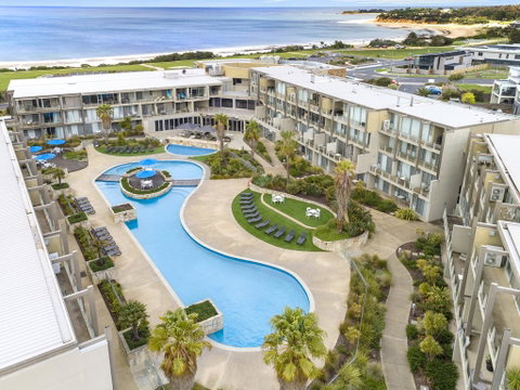 Wyndham Resort Torquay - Mackay Tourism 0
