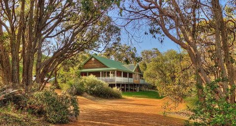 Yallingup Forest Resort - Mackay Tourism 0
