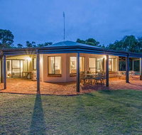 Yallingup Pet Friendly Bush Retreat - Mackay Tourism